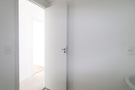 Banheiro  de apartamento para alugar com 2 quartos, 42m² em Barra Funda, São Paulo