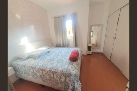 Casa à venda com 61m², 2 quartos e 2 vagasQuarto