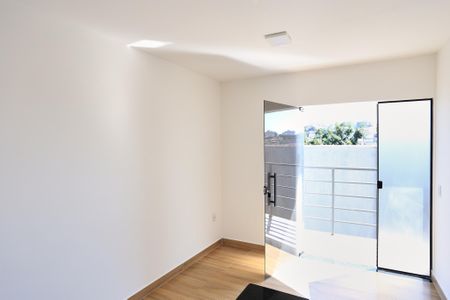 Sala/Cozinha de kitnet/studio para alugar com 1 quarto, 35m² em Santa Cruz, Belo Horizonte
