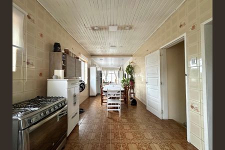 Casa para alugar com 133m², 4 quartos e 3 vagasCozinha 