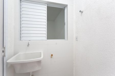 Casa de condomínio para alugar com 42m², 2 quartos e 1 vagaÁrea de Serviço 