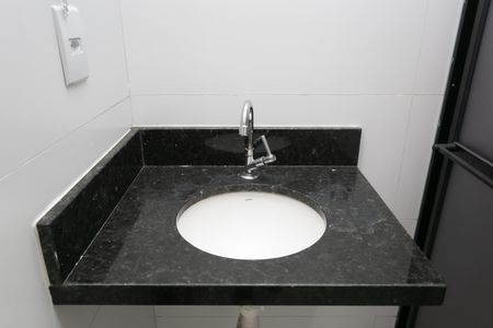 Casa de condomínio para alugar com 42m², 2 quartos e 1 vagaBanheiro 