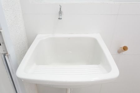 Casa de condomínio para alugar com 42m², 2 quartos e 1 vagaÁrea de Serviço - Tanque 