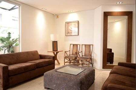 Apartamento para alugar com 33m², 1 quarto e 1 vagaHall social