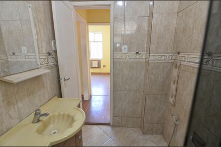 Apartamento à venda com 180m², 3 quartos e 7 vagasBanheiro