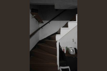 Escada de casa à venda com 2 quartos, 64m² em Parque da Vila Prudente, São Paulo