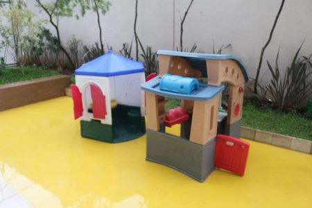 Apartamento à venda com 80m², 3 quartos e 2 vagasÁrea comum - Playground