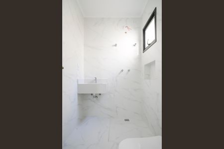 Casa à venda com 185m², 3 quartos e 2 vagasBanheiro da Suíte 1