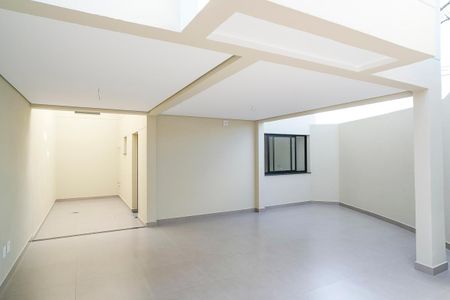 Casa à venda com 185m², 3 quartos e 2 vagasGaragem