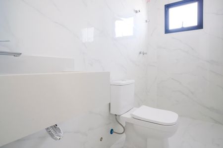 Casa à venda com 185m², 3 quartos e 2 vagasBanheiro