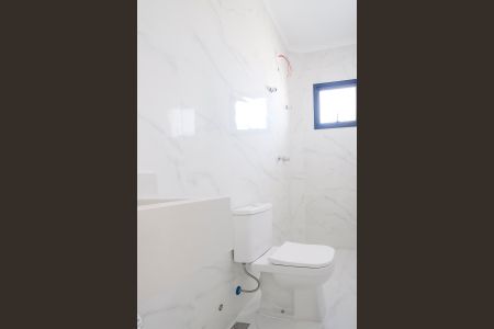 Casa à venda com 185m², 3 quartos e 2 vagasBanheiro