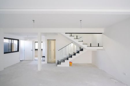 Casa à venda com 185m², 3 quartos e 2 vagasSala