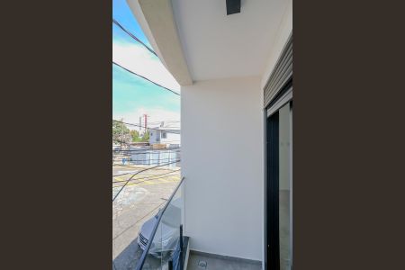 Casa à venda com 185m², 3 quartos e 2 vagasVaranda do quarto
