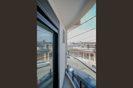 Casa à venda com 185m², 3 quartos e 2 vagasVaranda do quarto