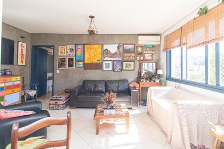 Sala de apartamento à venda com 2 quartos, 128m² em Cristal, Porto Alegre