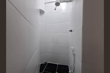 Banheiro  de apartamento para alugar com 1 quarto, 25m² em Lapa, Rio de Janeiro