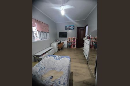Casa à venda com 356m², 3 quartos e 3 vagasQuarto