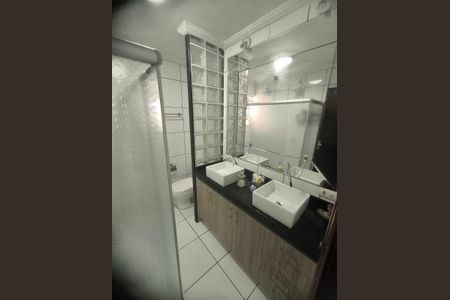 Casa à venda com 356m², 3 quartos e 3 vagasBanheiro