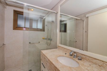Apartamento à venda com 144m², 3 quartos e 2 vagasBanheiro da Suíte 2