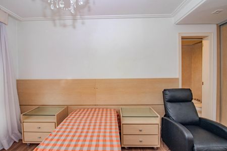 Apartamento à venda com 144m², 3 quartos e 2 vagasSuíte 2