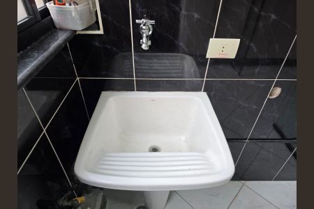 Apartamento para alugar com 64m², 2 quartos e 1 vaga Apartamento para alugar com 64m², 2 quartos e 1 vagaÁrea de Serviço