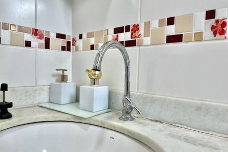 Apartamento à venda com 60m², 2 quartos e 1 vagaBanheiro Corredor