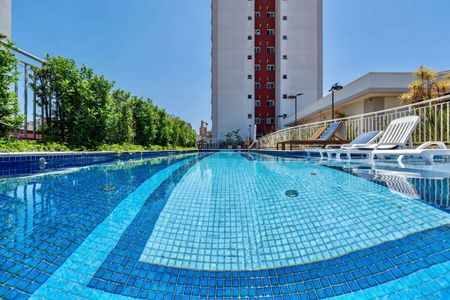 Apartamento à venda com 60m², 2 quartos e 1 vagaÁrea comum - Piscina