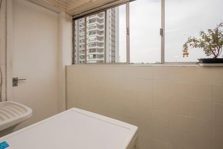 Apartamento à venda com 84m², 2 quartos e 1 vaga Apartamento à venda com 84m², 2 quartos e 1 vagaÁrea de Serviço