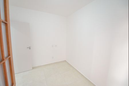 Apartamento para alugar com 66m², 2 quartos e 1 vagaQuarto