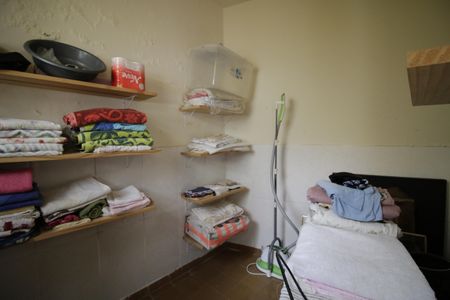 Casa de condomínio à venda com 350m², 5 quartos e 5 vagasQuarto da área de Serviço 2