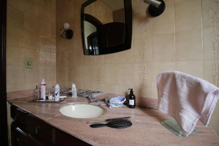 Casa de condomínio à venda com 350m², 5 quartos e 5 vagasBanheiro