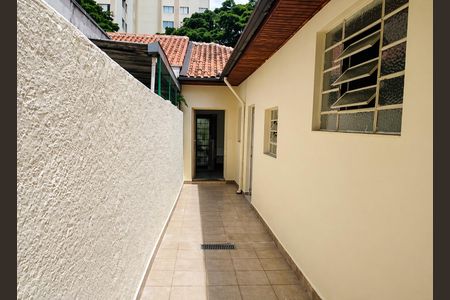Área externa de casa para alugar com 2 quartos, 90m² em Pompeia, São Paulo