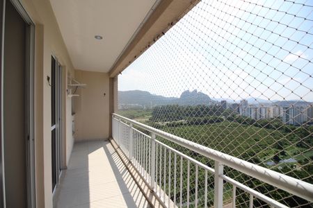 Apartamento à venda com 173m², 3 quartos e 2 vagasQuarto 2 e 3 - Varanda