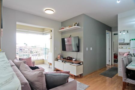 Sala de apartamento para alugar com 2 quartos, 57m² em Piqueri, São Paulo