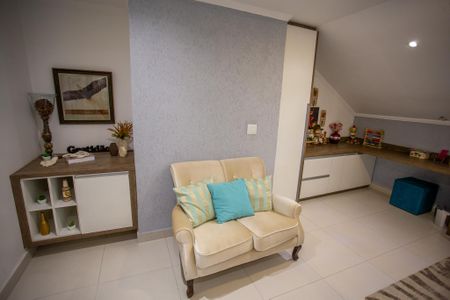 Casa para alugar com 248m², 3 quartos e 2 vagasEscritório