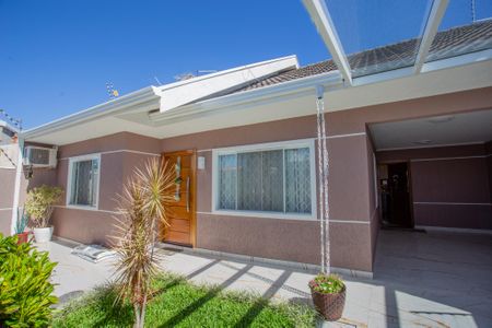 Casa para alugar com 248m², 3 quartos e 2 vagasFachada