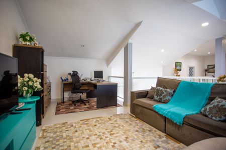 Casa para alugar com 248m², 3 quartos e 2 vagasEscritório