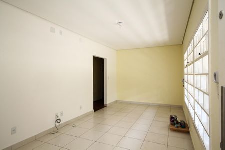 Sala 1 de casa para alugar com 5 quartos, 202m² em Vila Santo Antonio de Carapicuiba, Cotia