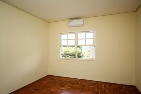 Casa para alugar com 202m², 5 quartos e 5 vagasSuíte