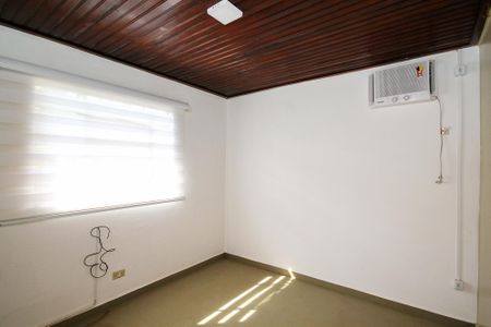 Casa para alugar com 202m², 5 quartos e 5 vagasQuarto Externo 2