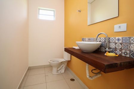 Casa para alugar com 202m², 5 quartos e 5 vagasLavabo