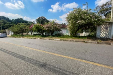 Casa para alugar com 202m², 5 quartos e 5 vagasFachada