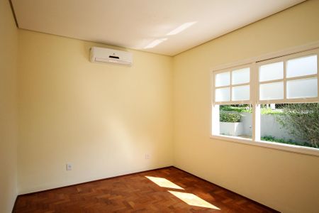 Casa para alugar com 202m², 5 quartos e 5 vagasQuarto 1