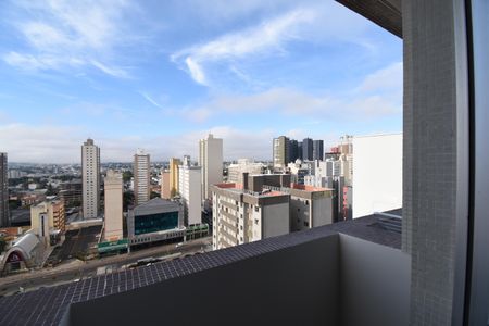 Apartamento para alugar com 42m², 1 quarto e 1 vagaVista da sacada do quarto