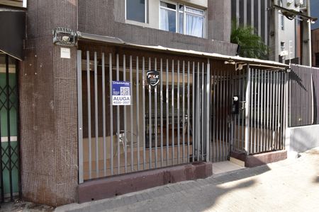 Apartamento para alugar com 42m², 1 quarto e 1 vagaFachada com Plaquinha