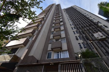 Apartamento para alugar com 42m², 1 quarto e 1 vagaFachada