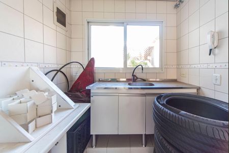 Casa para alugar com 450m², 4 quartos e 4 vagasCozinha casa 2