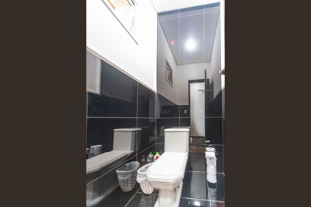 Casa para alugar com 450m², 4 quartos e 4 vagasLavabo