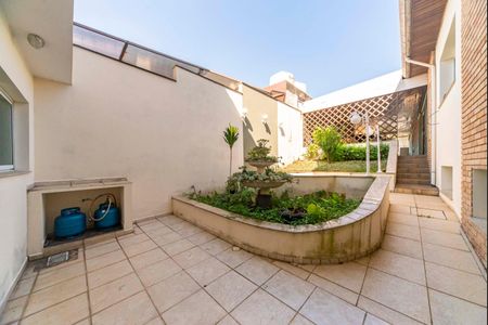 Casa para alugar com 450m², 4 quartos e 4 vagasJardim Lateral