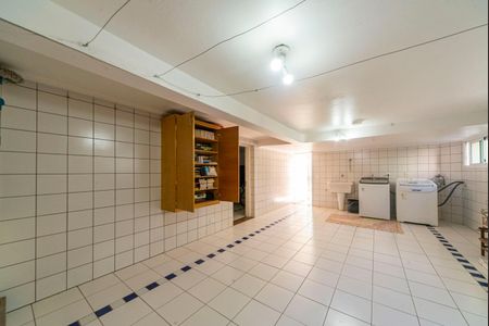 Casa para alugar com 450m², 4 quartos e 4 vagasÁrea de Serviço